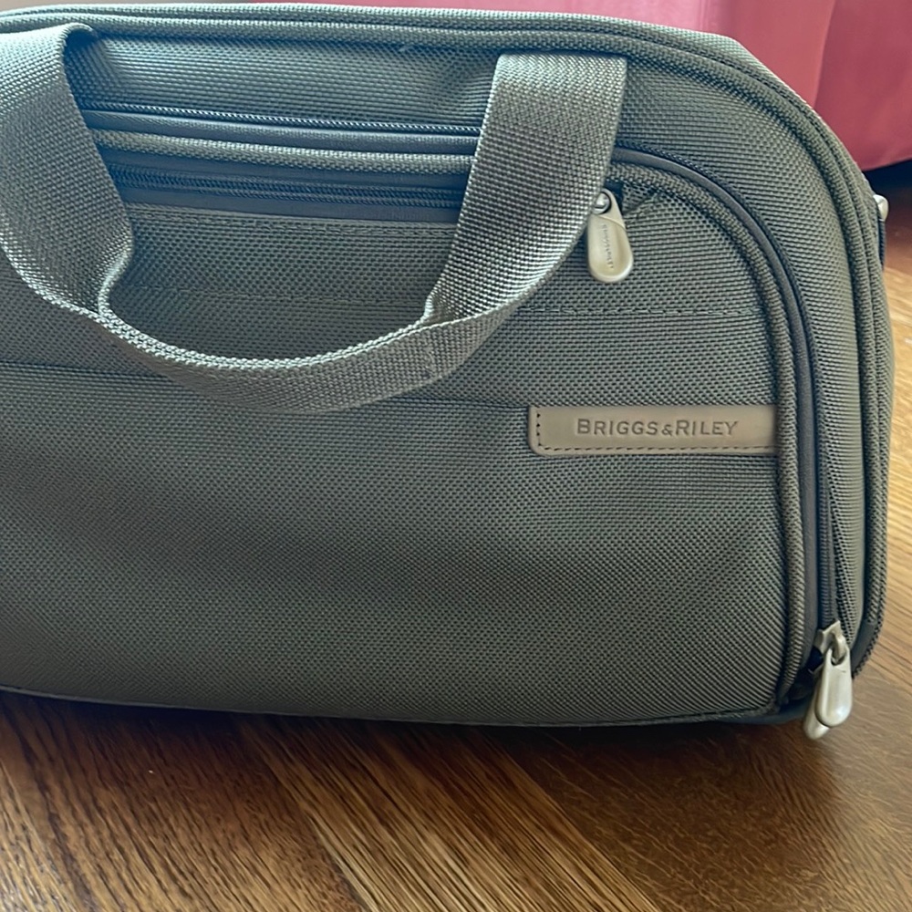 Briggs and Riley Bag